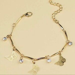 3/$30 💛 Butterfly Charm Anklet